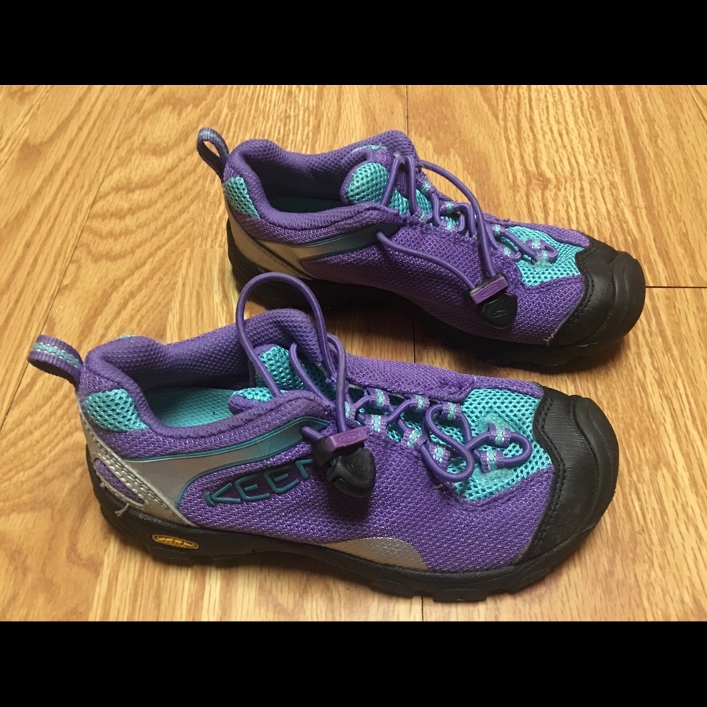 Girls Keen shoes size 13
